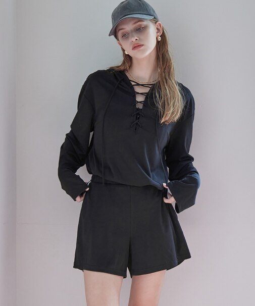 2点セット/レースアップフーディーラッシュガード×ショートパンツ