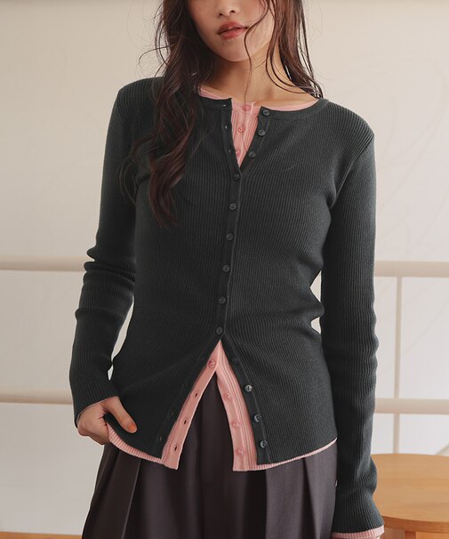 メニー釦リブニットカーディガン