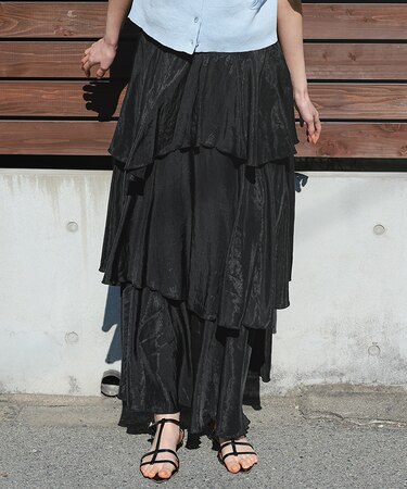 ランダムヘムティアードスカート