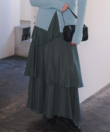 ランダムヘムティアードスカート