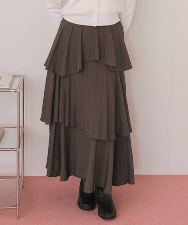 ランダムヘムティアードスカート