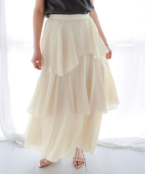 ランダムヘムティアードスカート