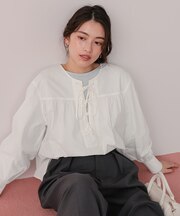 レースアップシャツ