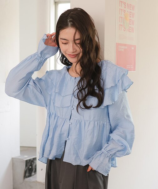 ペプラムギャザーラッフルフリルブラウス