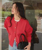 デザイン釦ポケットニットカーディガン