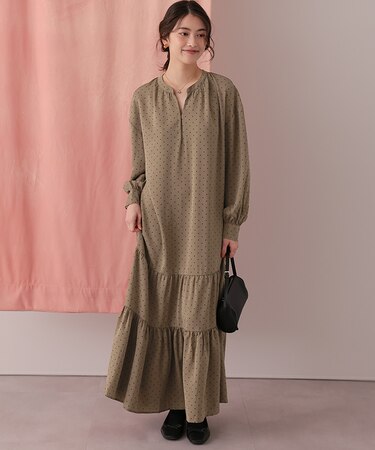 スキッパーティアードロングスリーブワンピース