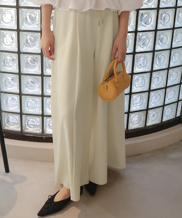 スーパーワイドタックスウェットパンツ