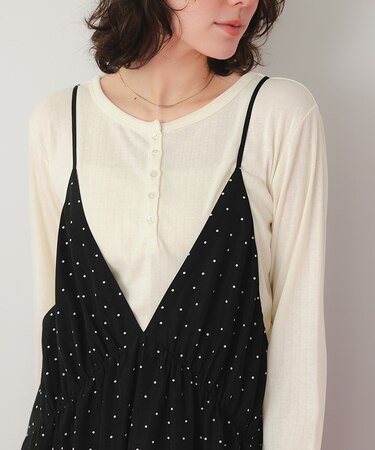 コンパクトヘンリーネックロングスリーブトップス