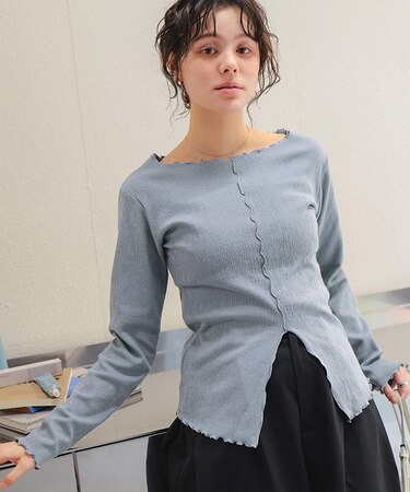 スリットデザイントップス