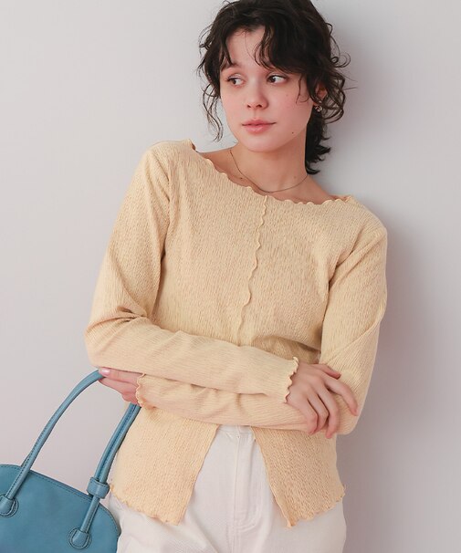 スリットデザイントップス