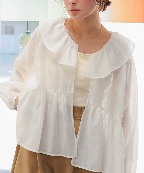 襟フリルシアーブラウス