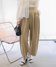 カーブデザインツイルパンツ