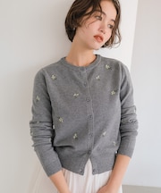 フラワー刺繍カーディガン