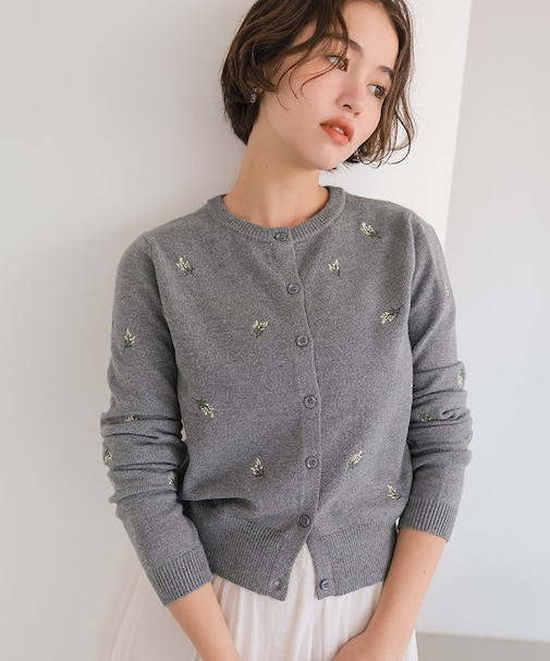 フラワー刺繍カーディガン