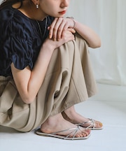 クロスデザイントングサンダル