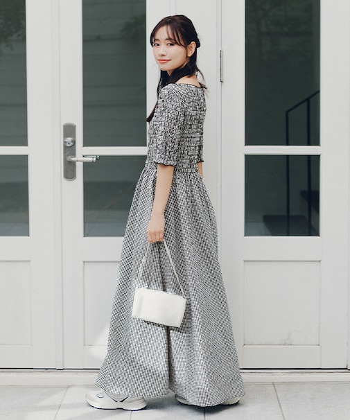 シャーリングハーフスリーブワンピース