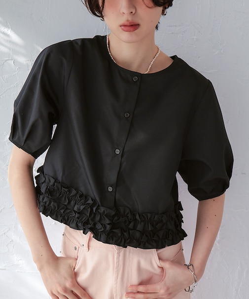 裾ダブルフリルハーフスリーブブラウス