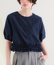 裾ダブルフリルハーフスリーブブラウス