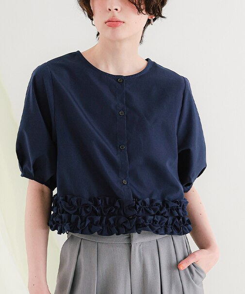 裾ダブルフリルハーフスリーブブラウス