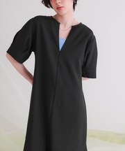 Vネックカフタンティアードワンピース