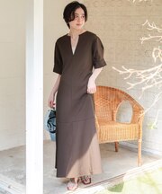 Vネックカフタンティアードワンピース