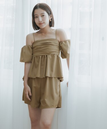 3点セット/オフショルダーフレアビキニ×ショートパンツ/水着