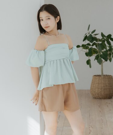 3点セット/オフショルダーフレアビキニ×ショートパンツ/水着