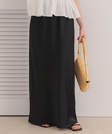 美シルエットサテンスカート