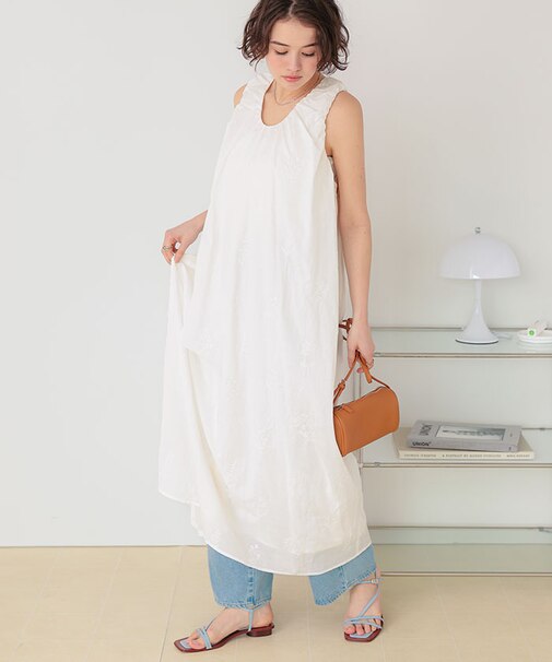 刺繍ギャザーノースリーブワンピース