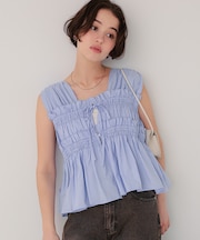 シャーリングノースリーブブラウス