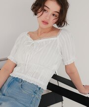 スクエアネックレースブラウス