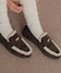 ダークブラウン
