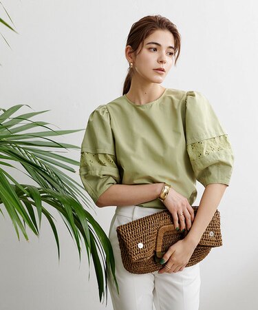 ボリュームレーススリーブブラウス