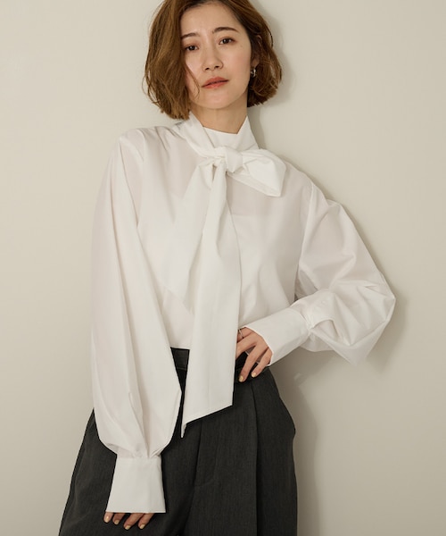 ベーシックアムンゼンブラウス｜アドーアの通販｜&mall（アンドモール