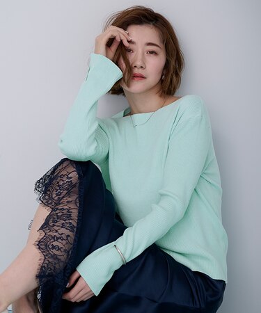 ボートネックスリットスリーブリブニット