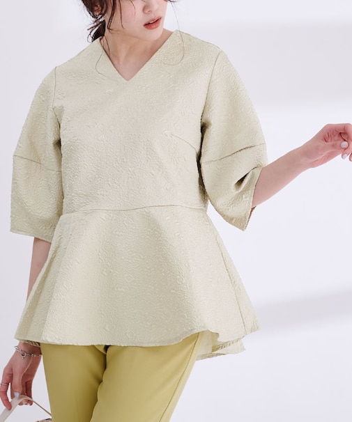 ふくれジャガードVネックトップス