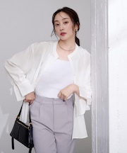 アジャスタブルカフスバンドカラーシャツ