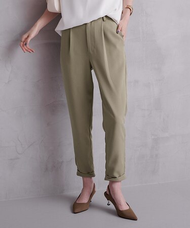 ツイストヘムテーパードパンツ