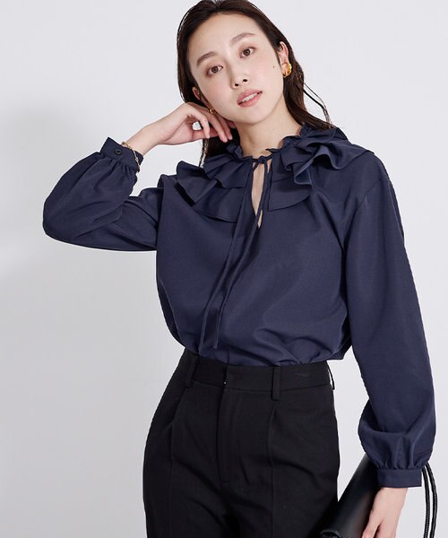 【美品】　ザ　リジョイス　フリルスタンドネックブラウス　フリルネック　スキッパー The rejoiceフリルスタンドネックブラウス | SEKIMIKI Online