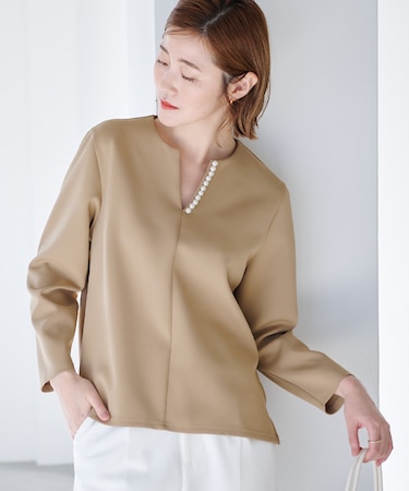 パール付キーネックトップス