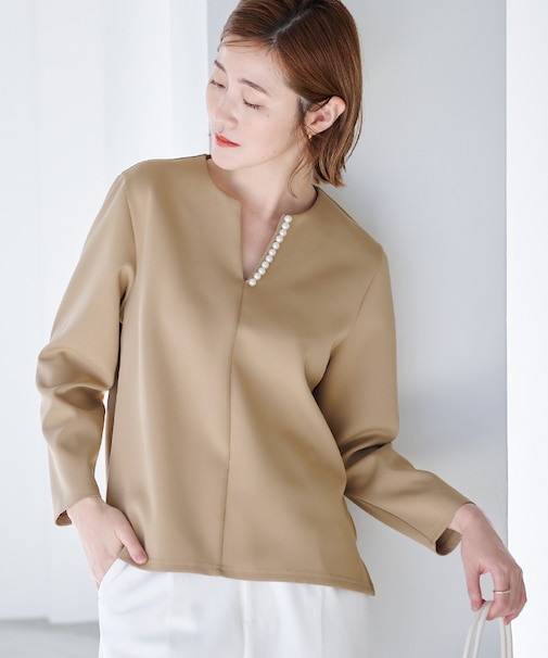 パール付キーネックトップス