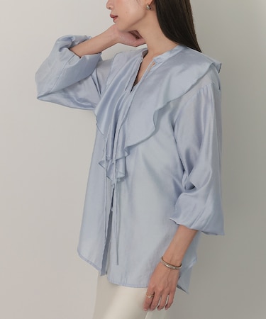 ラッフルデザインブラウス