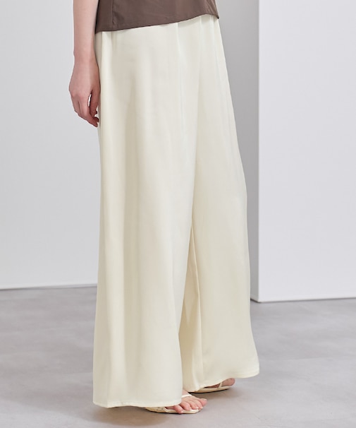 サテンイージードレープパンツ