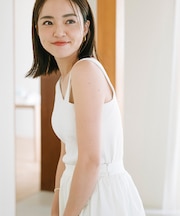カップ付アシンメトリーデザインタンクトップ