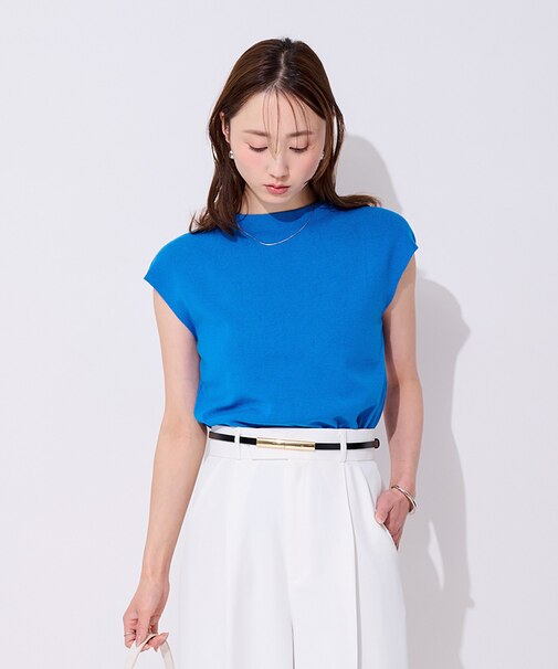 プチハイネックフレンチスリーブニット