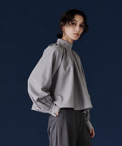 極美品*エストネーション コットンハイネックギャザーボリュームブラウス 日本製 新品 タグ付 エストネーション コットンハイネックギャザー