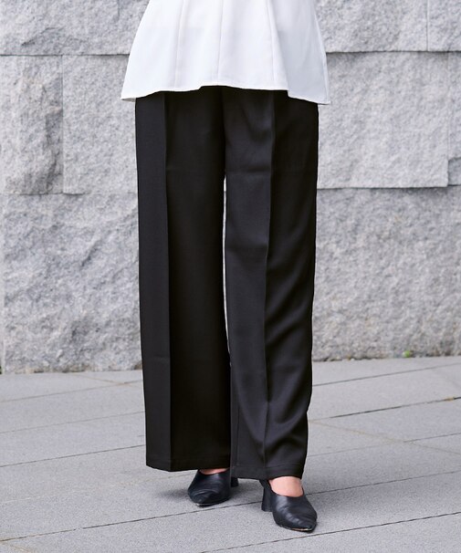 センタープレスタックワイドパンツ
