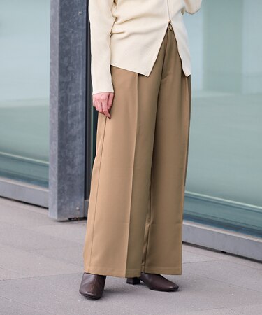センタープレスタックワイドパンツ