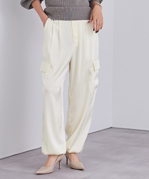 サテンパラシュートパンツ