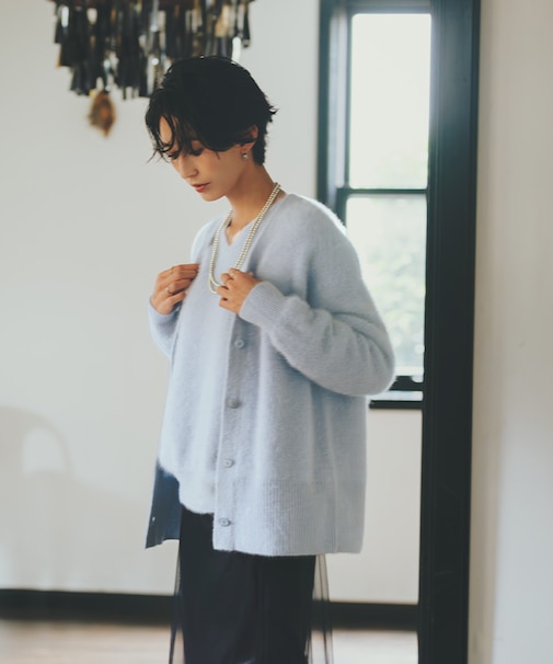 カシミヤブレンドVネックニットカーディガン